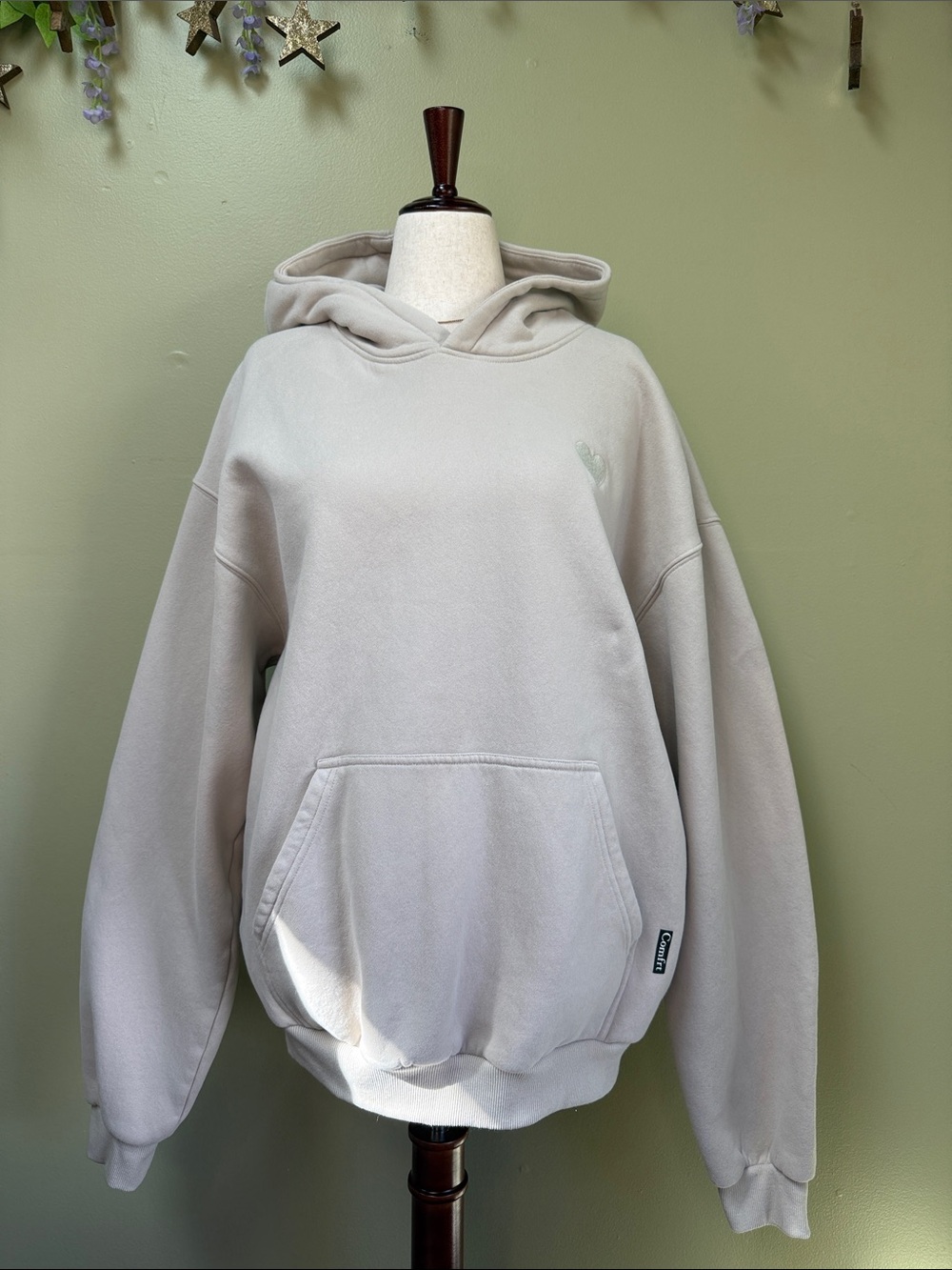 COMFRT Ways To Show Love Neutral Heart Hoodie size L Oversized P103